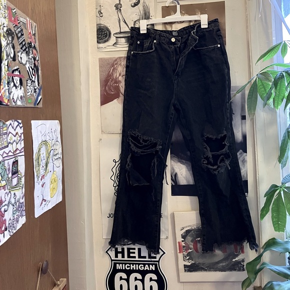 urban outfitters BDG flared wide leg black jeans with holes - Picture 1 of 4